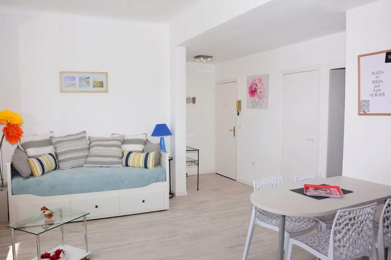 Le Miramar Apartment Vallauris