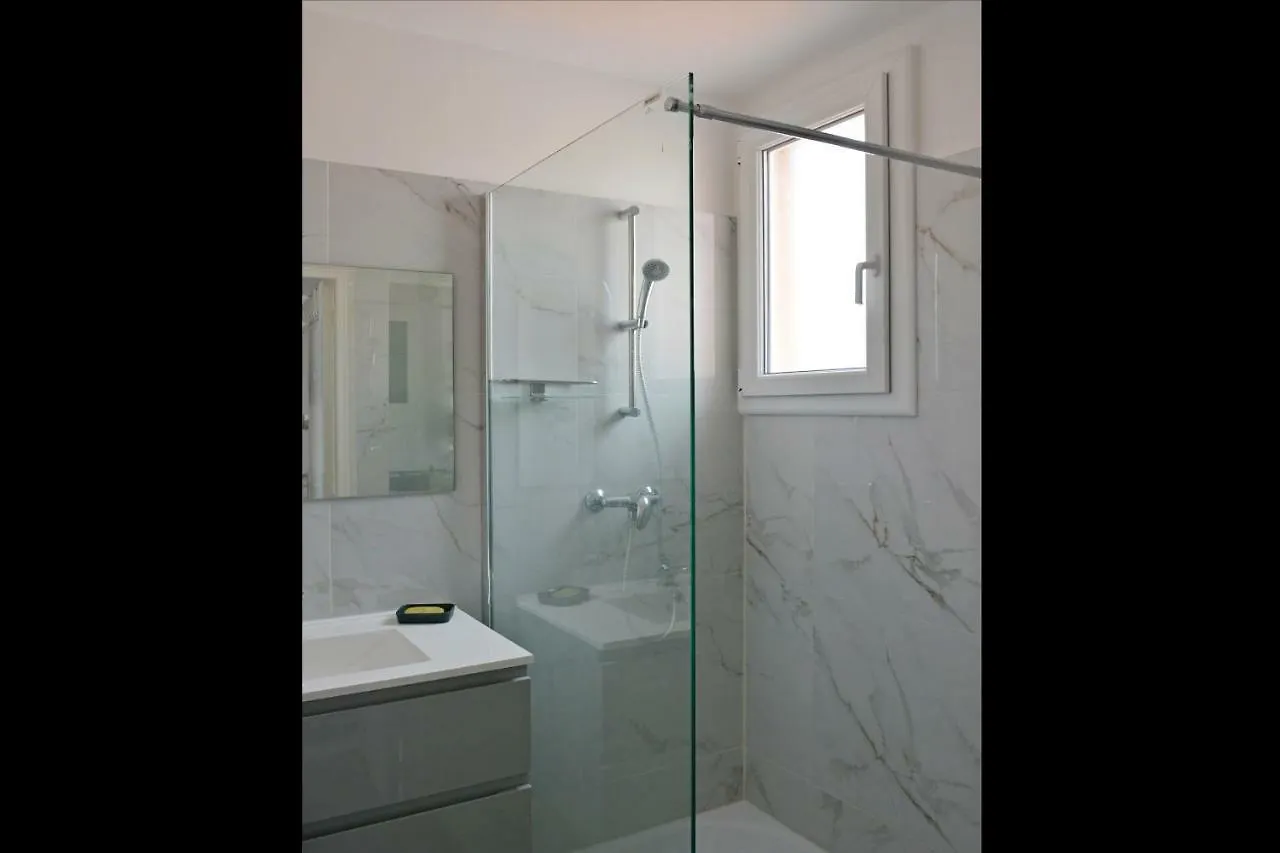 Le Miramar Apartment Vallauris France